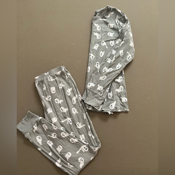 Target Gray Ghost Print Pajama Set - Picture 3 of 3